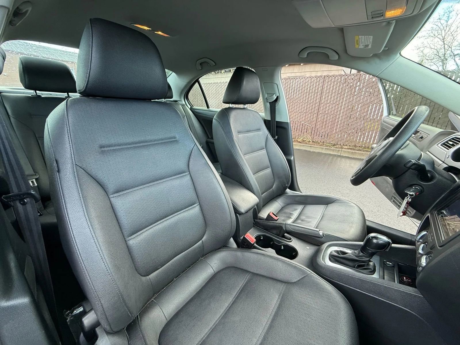 Used 2012 Volkswagen Jetta SE image 23