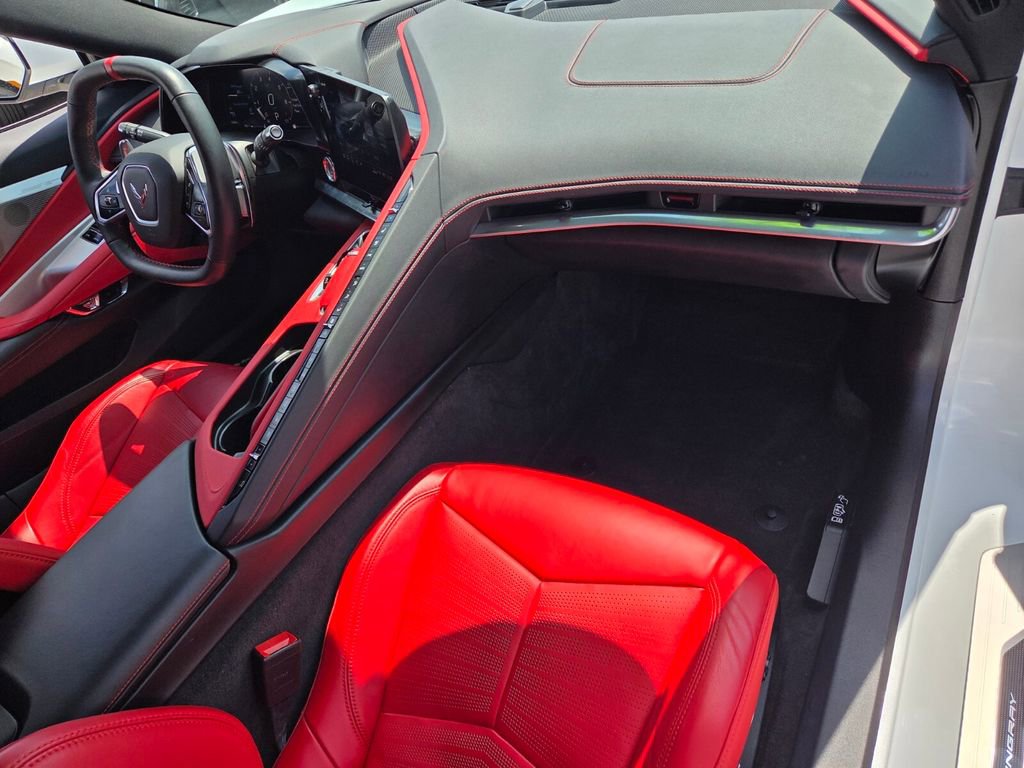 Used 2022 Chevrolet Corvette Stingray Preferred Cpe w/ Engine Appearance Package image 17