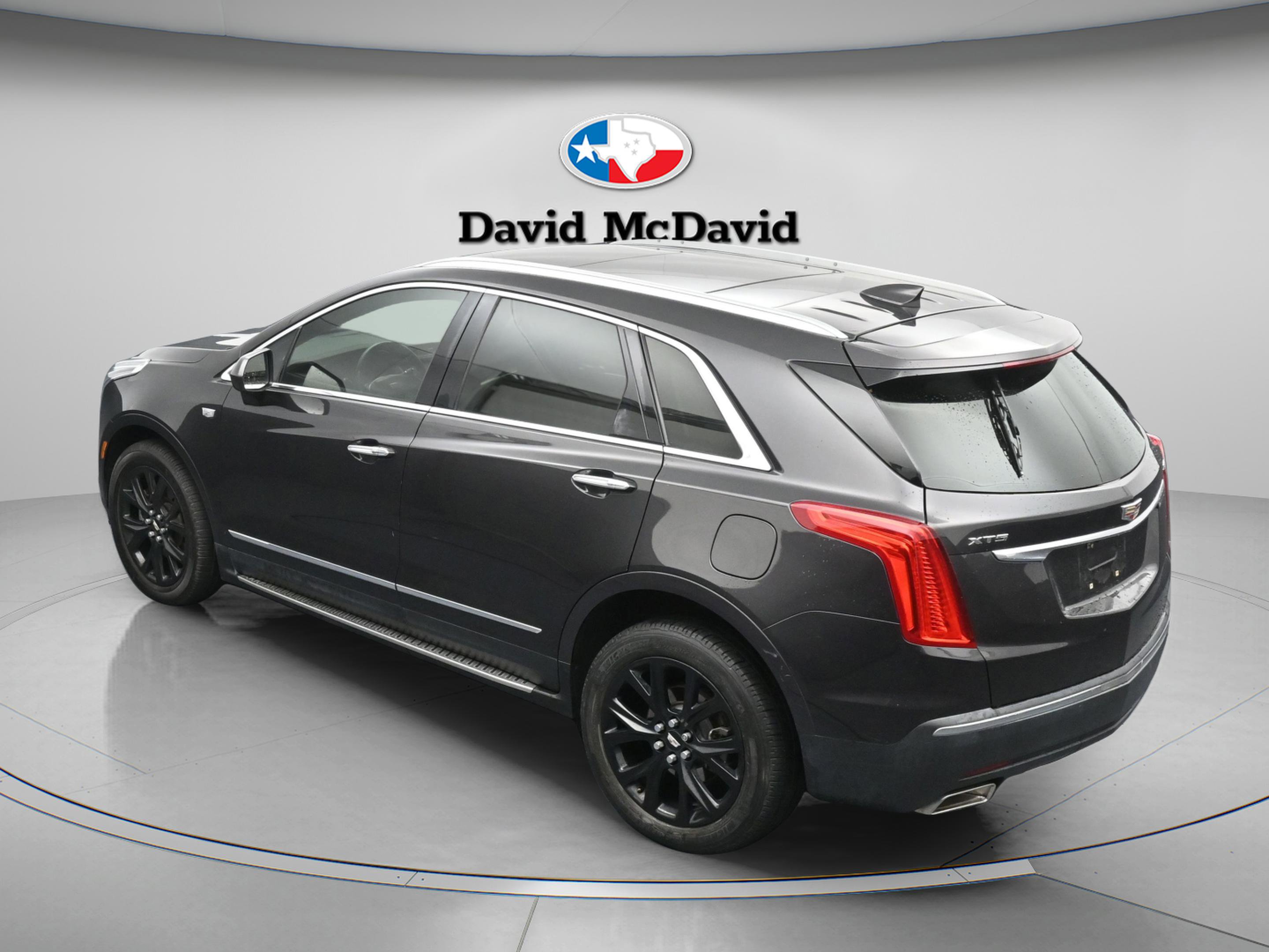 Used 2017 Cadillac XT5 Premium Luxury FWD image 37