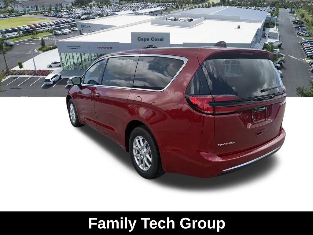 New 2027 Chrysler Pacifica Select w/ Family Tech Group FWD image 5