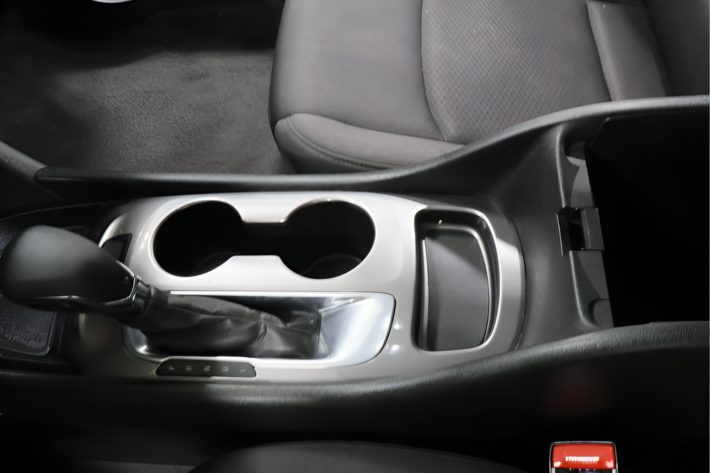 Used 2021 Chevrolet Malibu LS FWD image 19