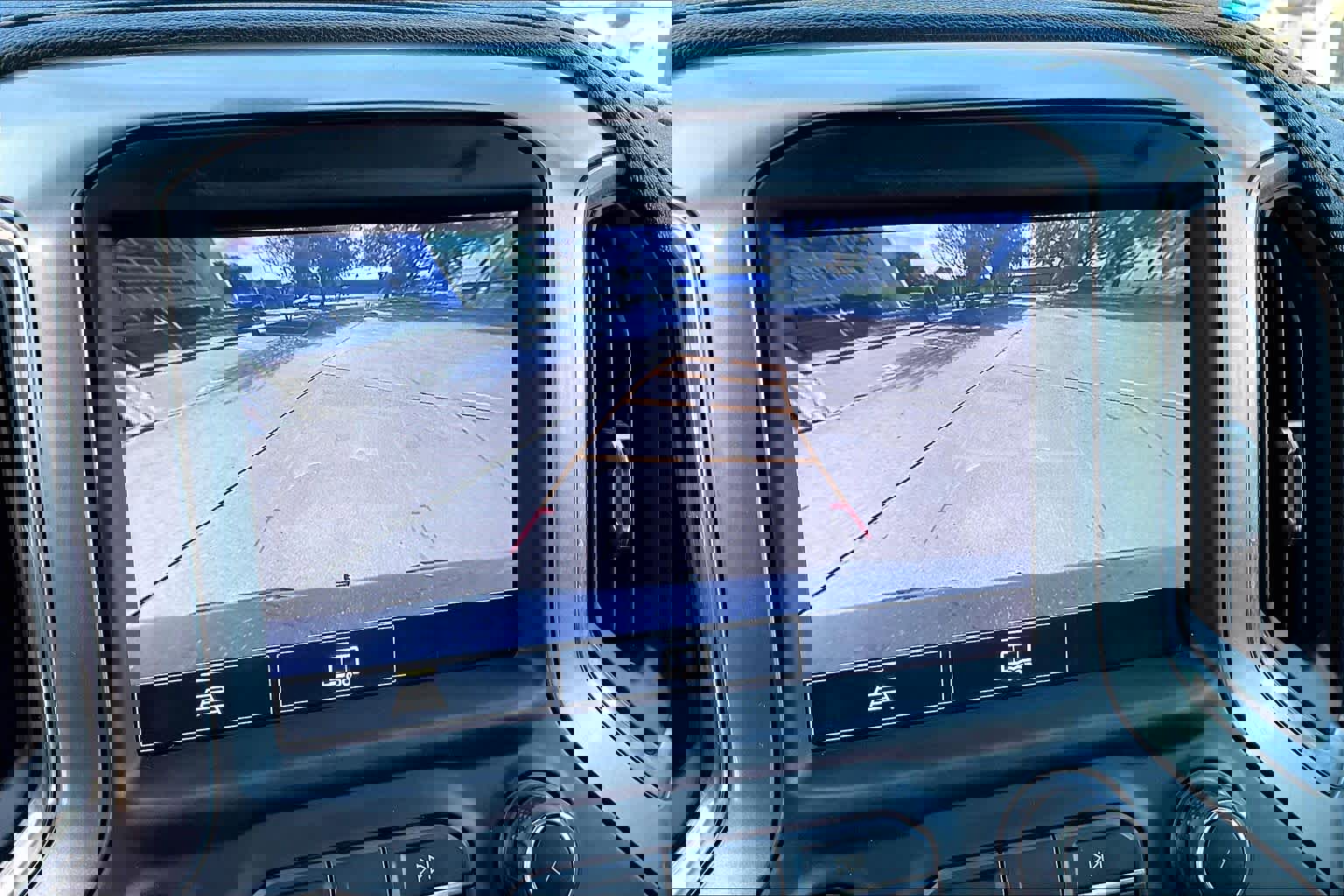 Used 2021 Chevrolet Silverado 1500 LT w/ Texas Edition Plus image 23