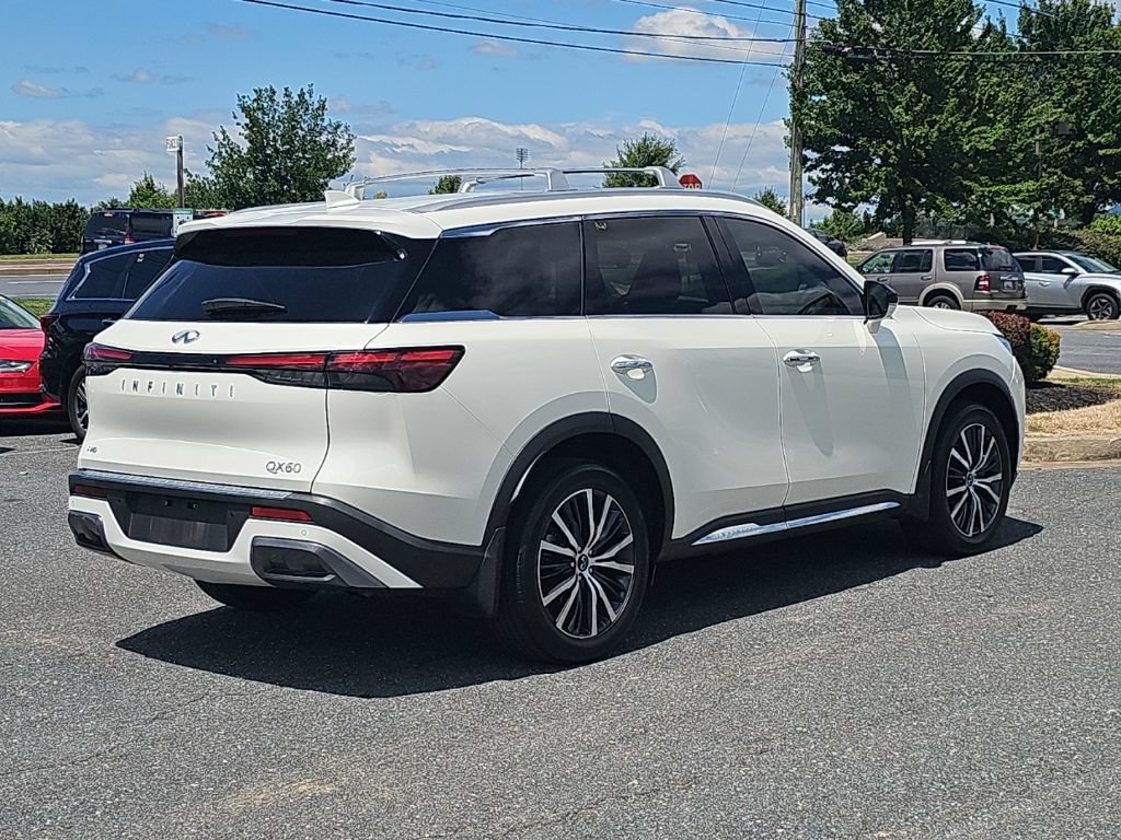 Used 2023 INFINITI QX60 Sensory w/ Vision Package AWD/4WD image 13