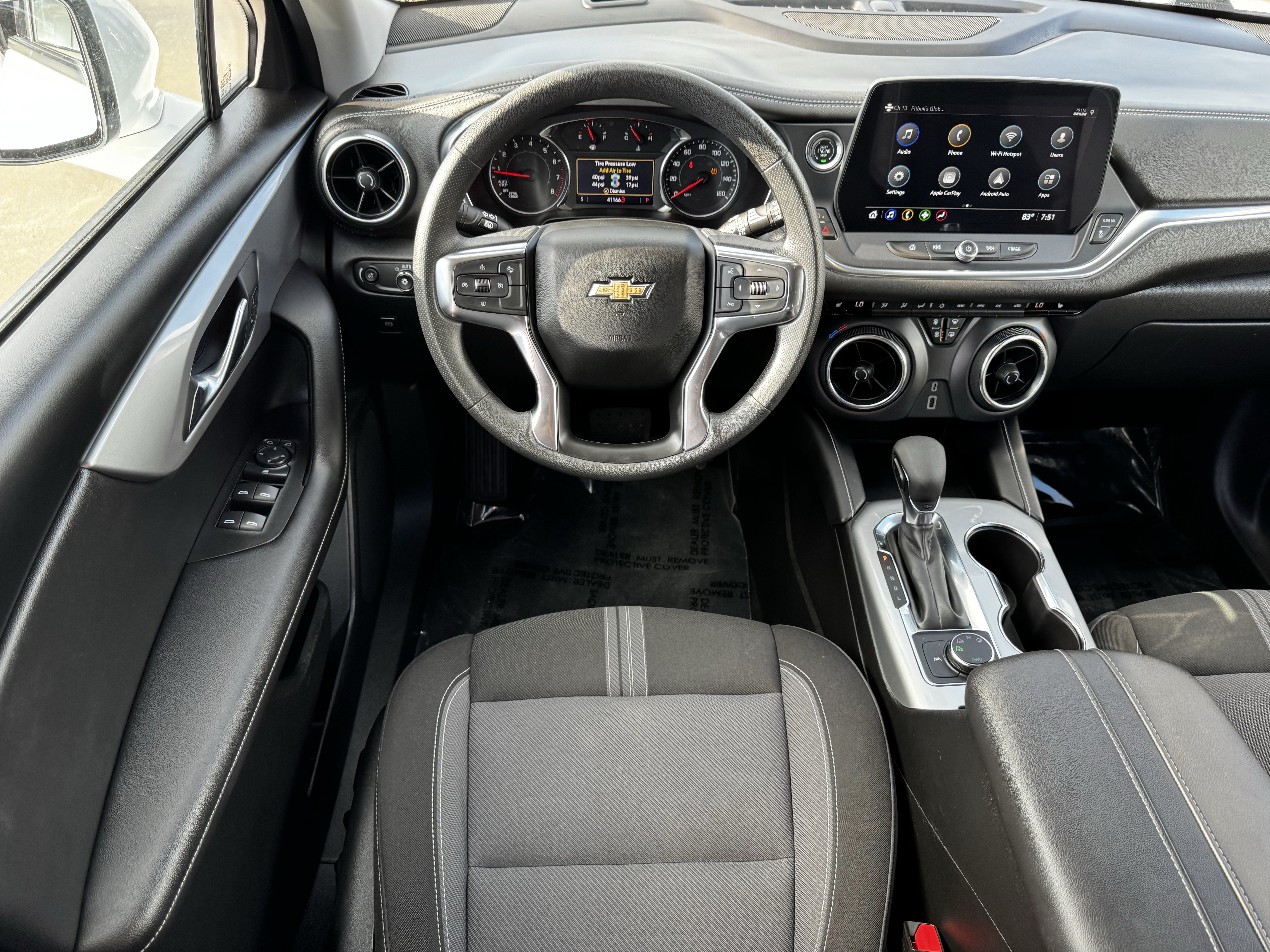 Used 2025 Chevrolet Blazer LT AWD/4WD image 14