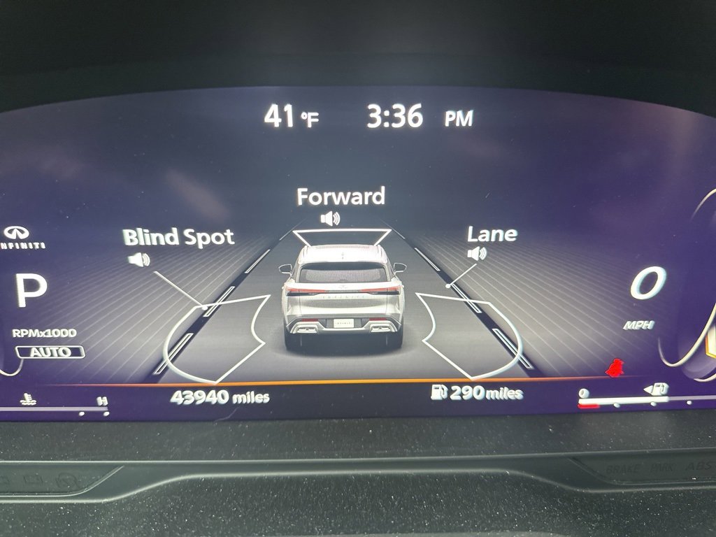 Used 2023 INFINITI QX60 Sensory w/ Vision Package image 4