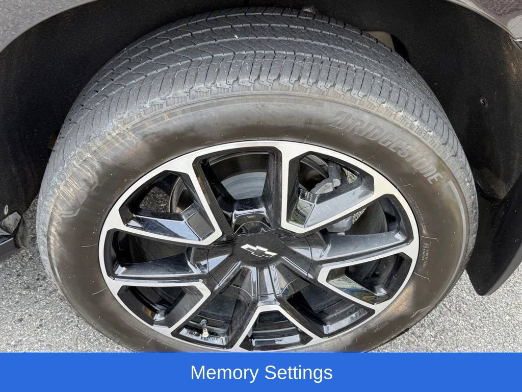 Used 2024 Chevrolet Tahoe RST w/ Luxury Package RWD image 14