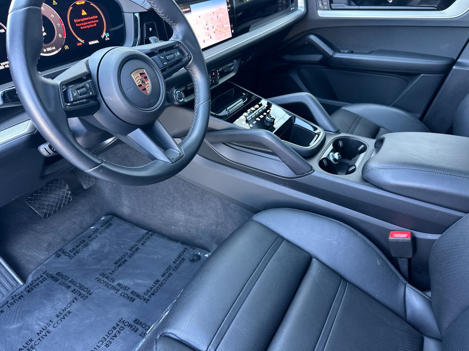 Certified 2025 Porsche Cayenne Coupe AWD/4WD image 5