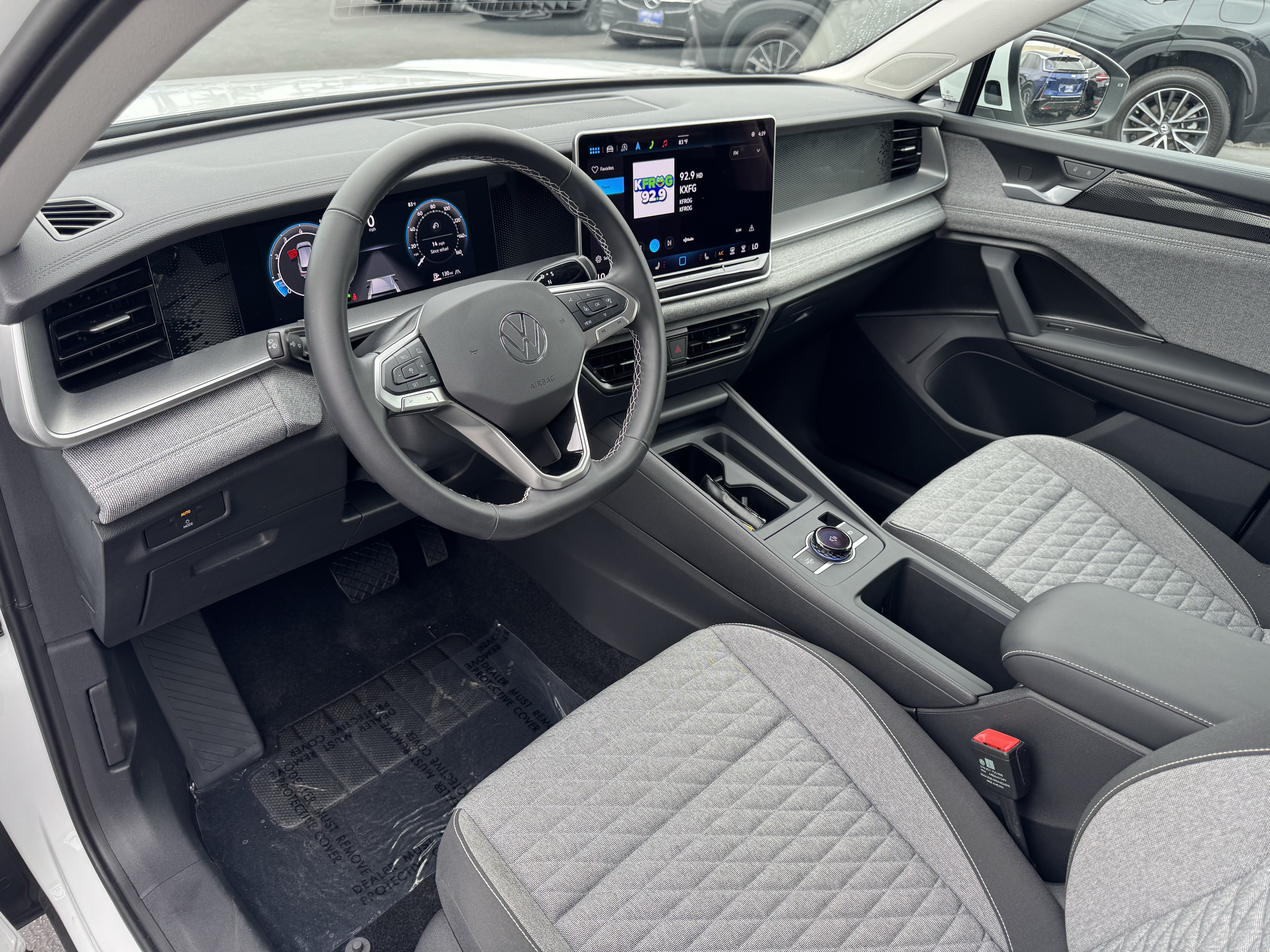 Certified 2025 Volkswagen Tiguan S AWD/4WD image 15