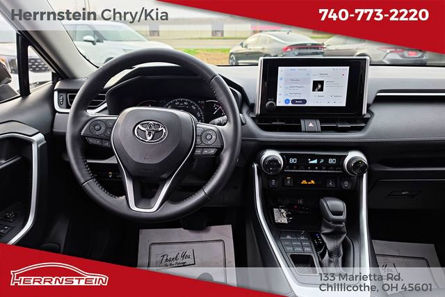 Used 2023 Toyota RAV4 XLE w/ Convenience Package image 5