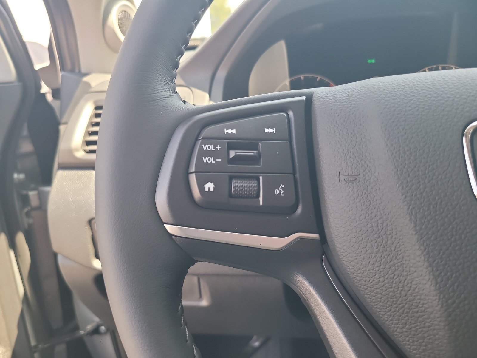 New 2026 Honda Ridgeline RTL image 14