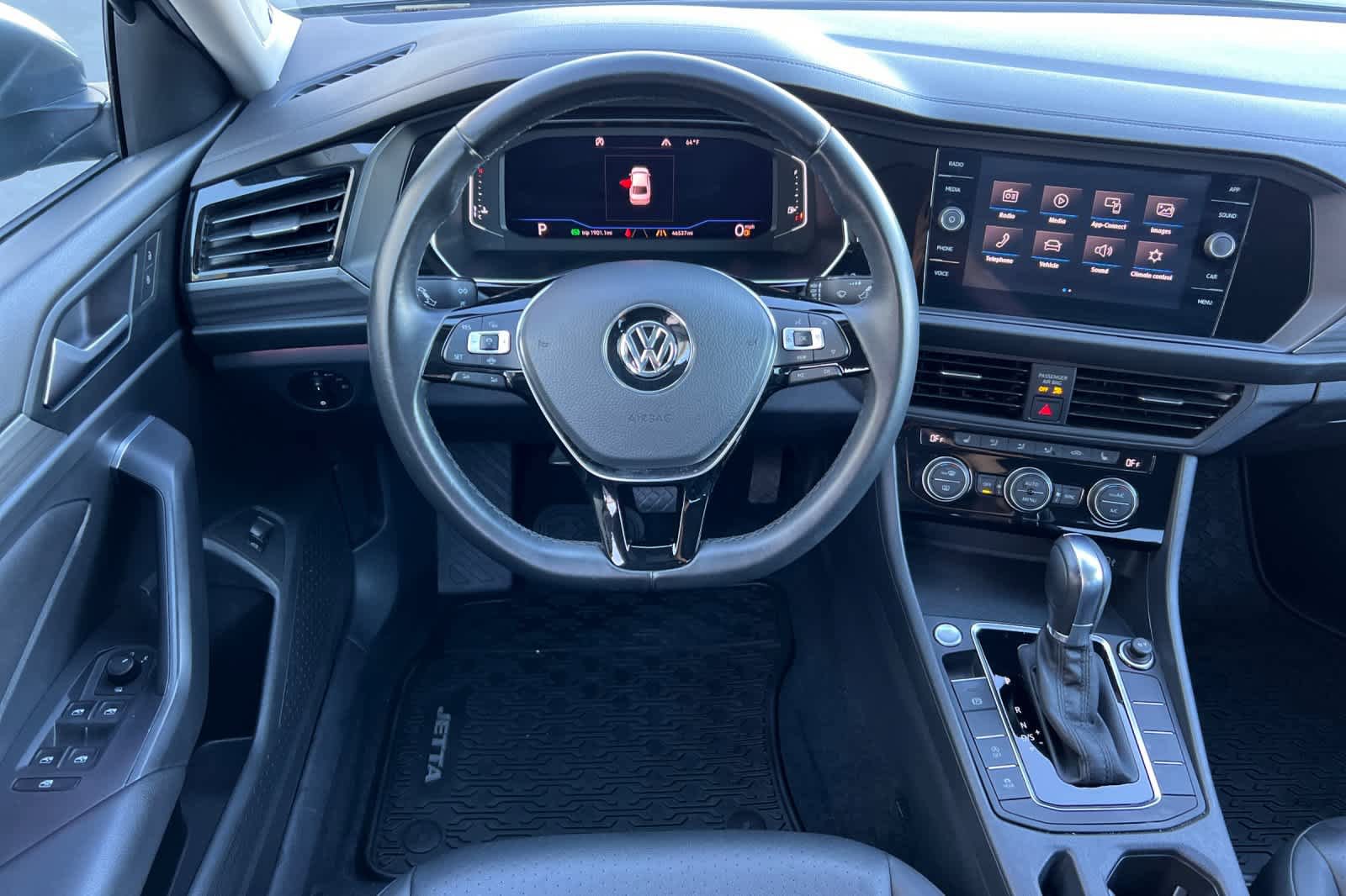 Used 2019 Volkswagen Jetta SEL FWD image 14