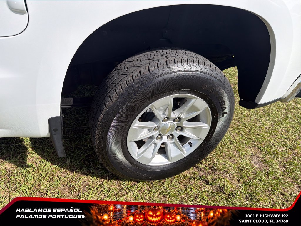 Used 2023 Chevrolet Silverado 1500 LT w/ Protection Package RWD image 11