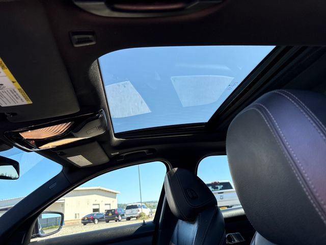 Used 2019 BMW 330i Sedan w/ Premium Package RWD image 29