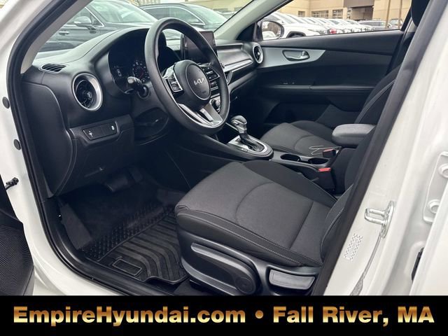 Used 2024 Kia Forte LXS image 17