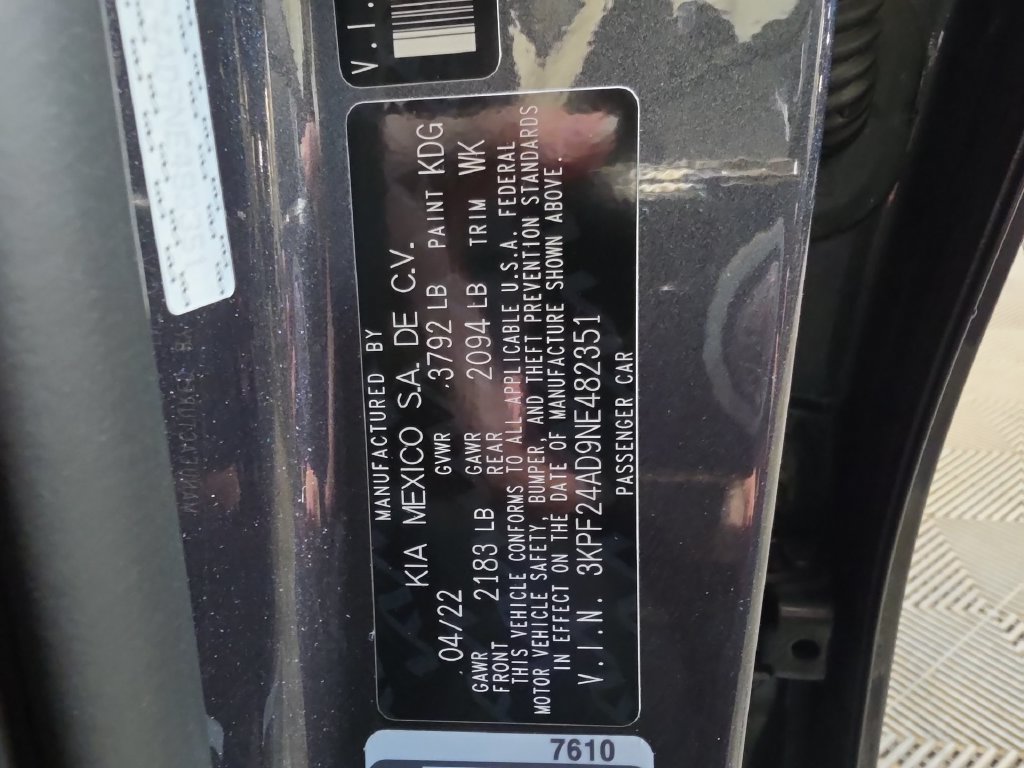 Used 2022 Kia Forte LXS FWD image 25