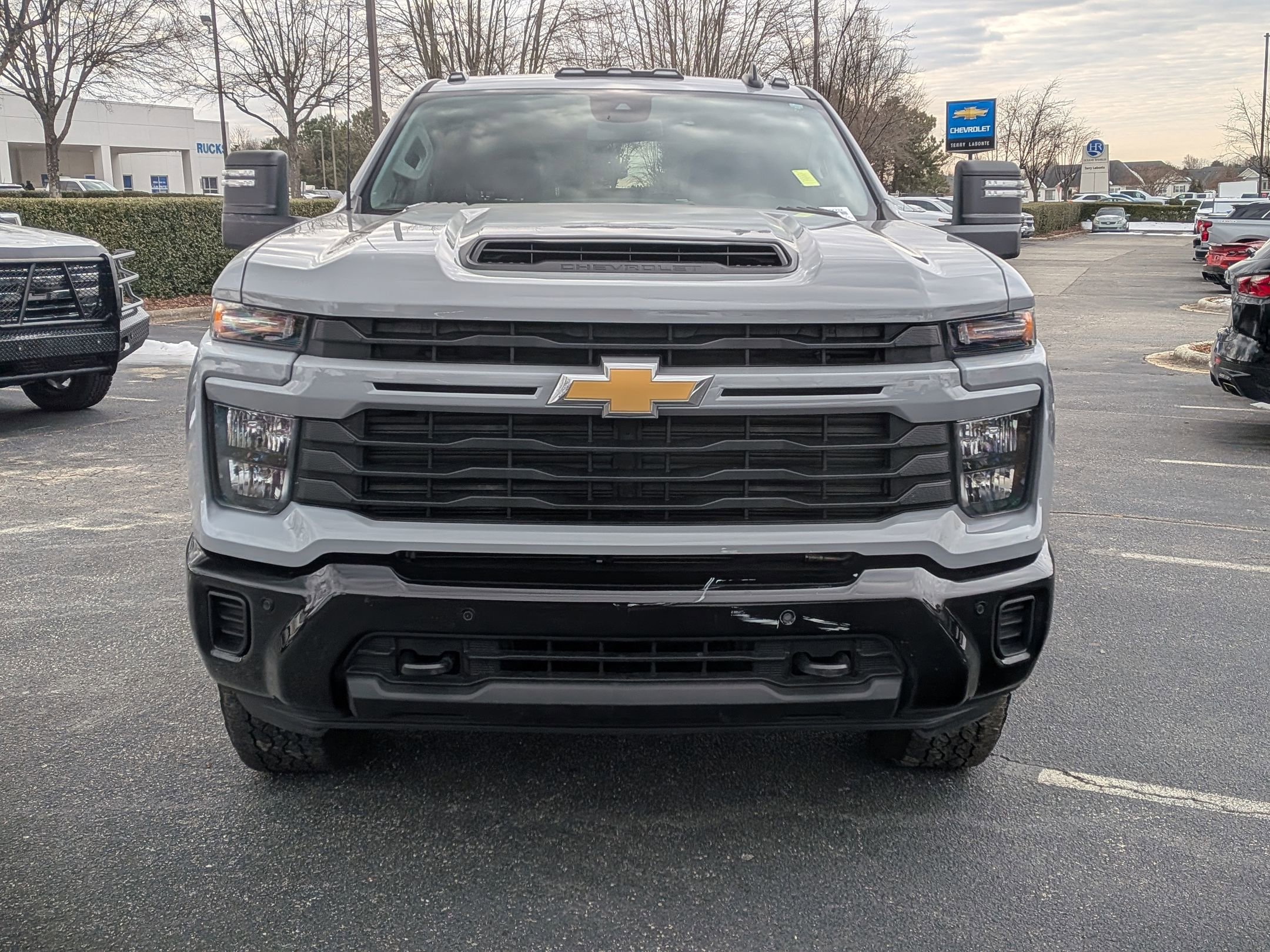 Certified 2025 Chevrolet Silverado 2500 Custom w/ Custom Value Package image 3