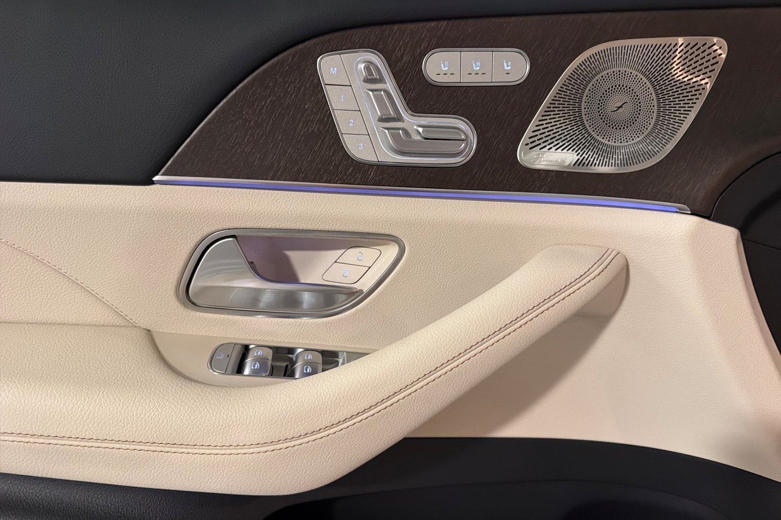 New 2027 Mercedes-Benz GLS 450 4MATIC image 10