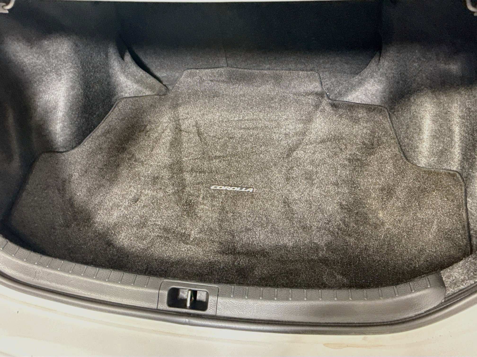 Used 2015 Toyota Corolla S FWD image 23