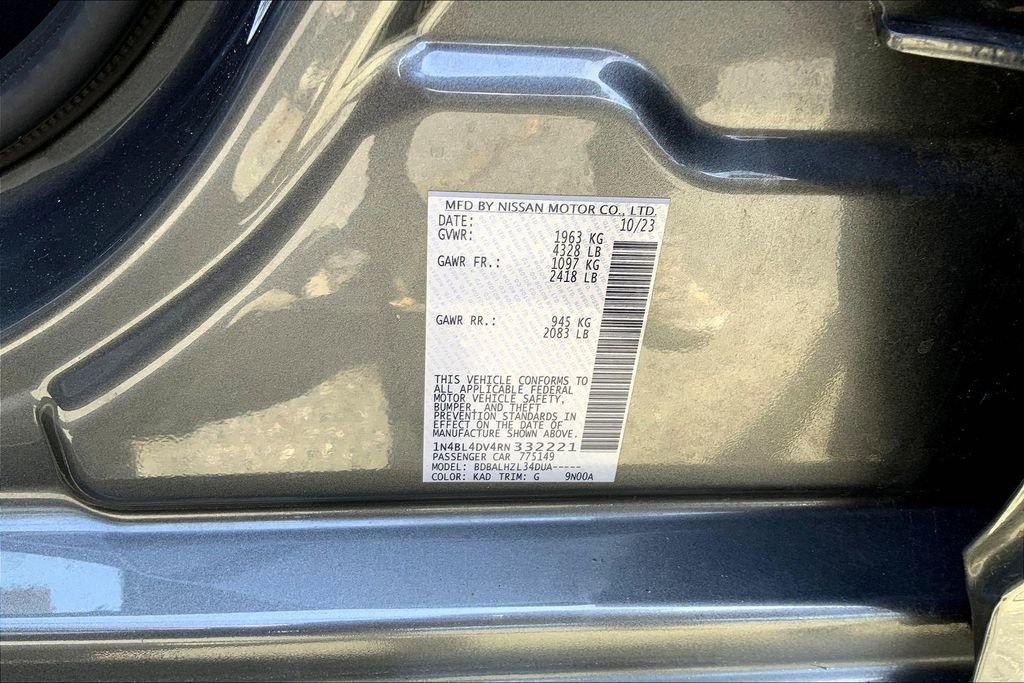 Used 2024 Nissan Altima 2.5 SV image 14