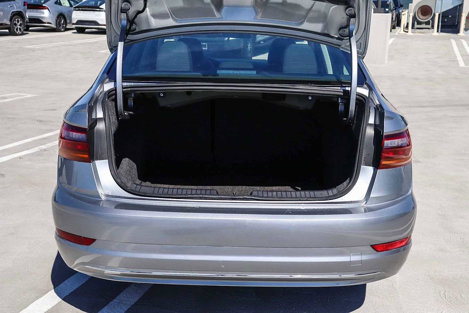 Used 2019 Volkswagen Jetta S w/ Driver Assistance Package image 26