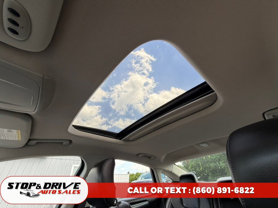 Used 2013 Ford Fusion Titanium w/ Titanium Driver Assist Pkg FWD image 16