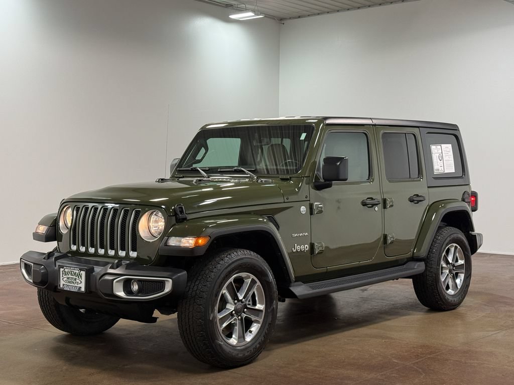 Used 2023 Jeep Wrangler Unlimited Sahara w/ Dual Top Group AWD/4WD image 7