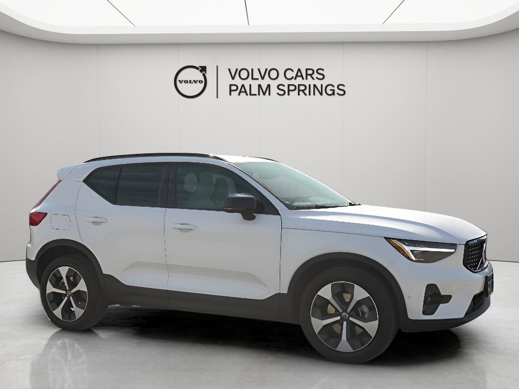New 2026 Volvo XC40 B5 Plus w/ Protection Package Premier AWD/4WD image 2