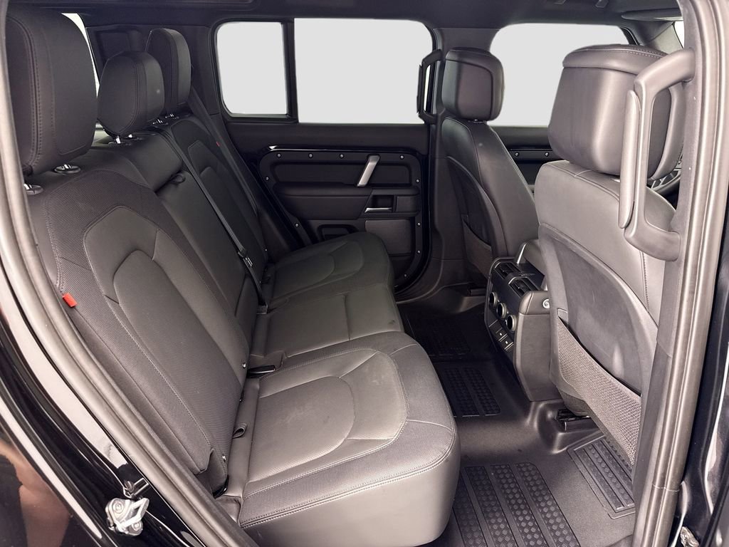 Certified 2023 Land Rover Defender 110 X-Dynamic SE image 21