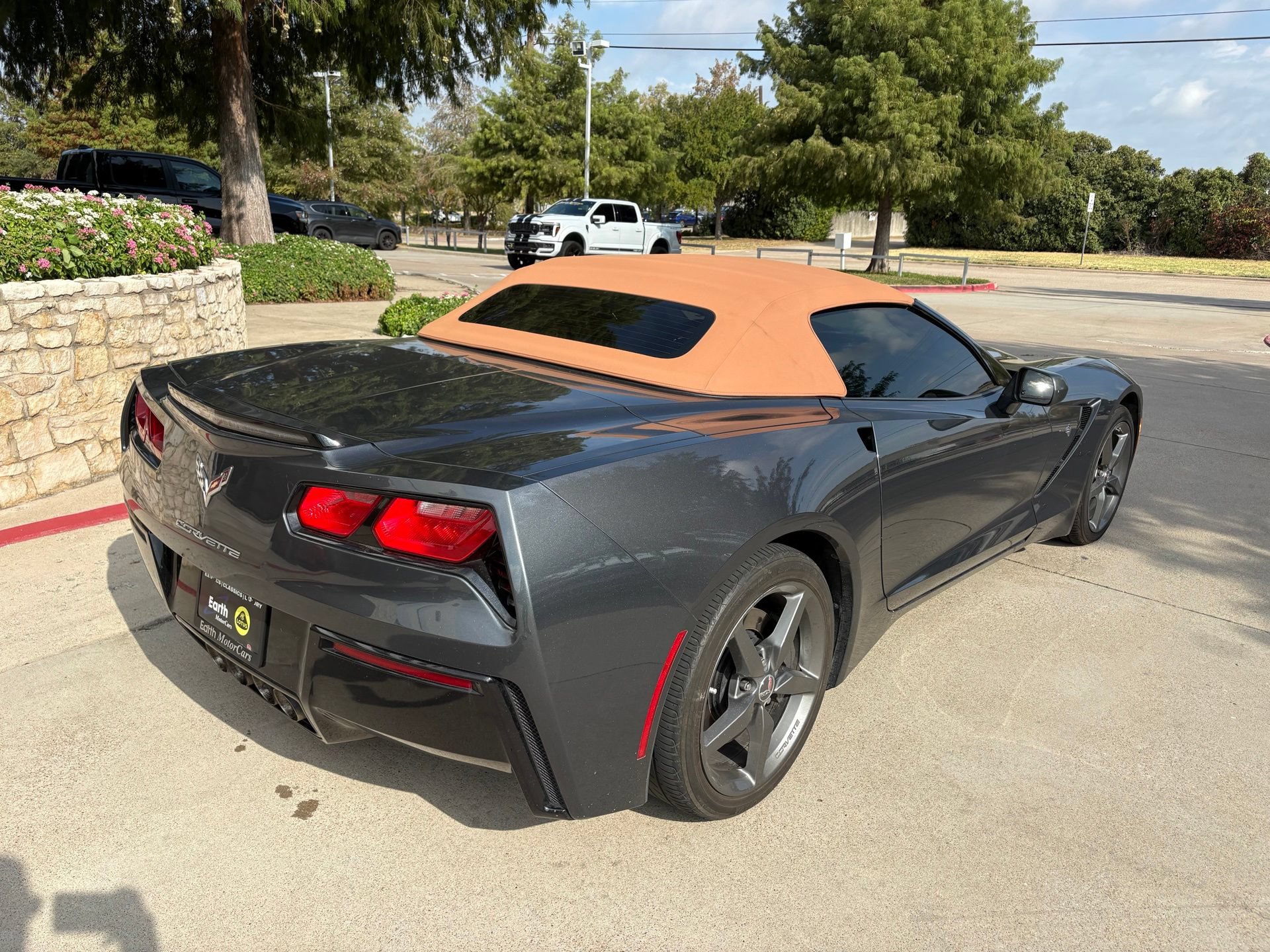 Used 2014 Chevrolet Corvette Stingray Convertible w/ 2LT Preferred Equipment Group RWD image 4