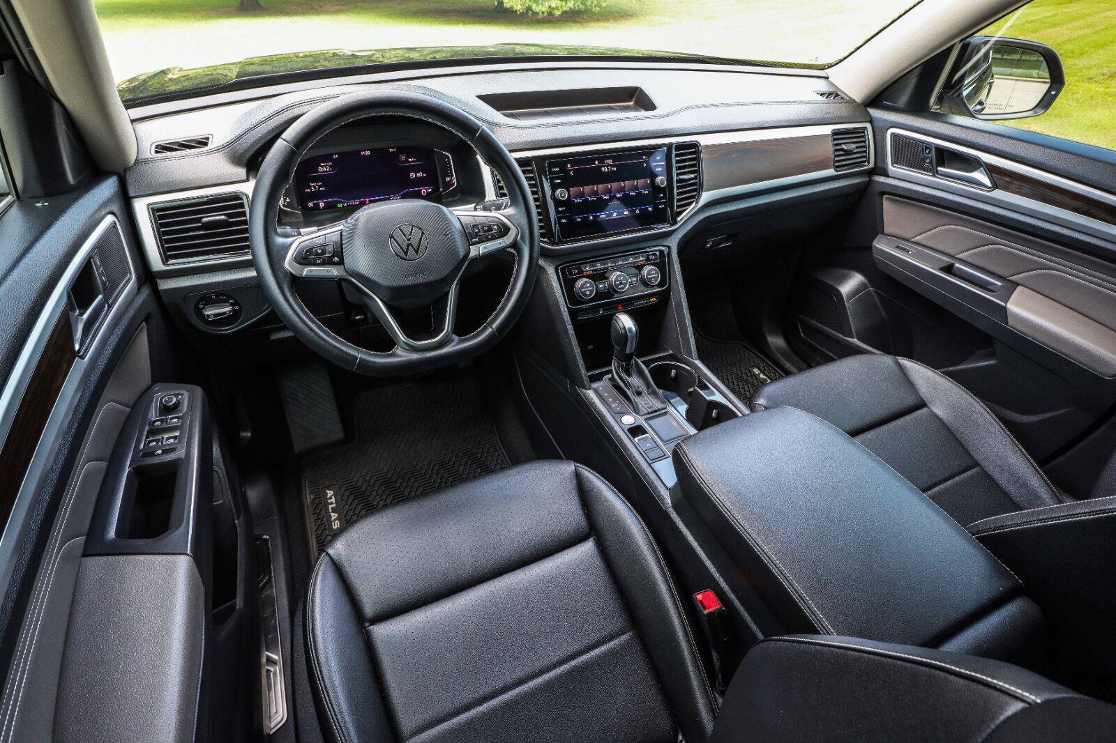 Used 2023 Volkswagen Atlas SE FWD image 22
