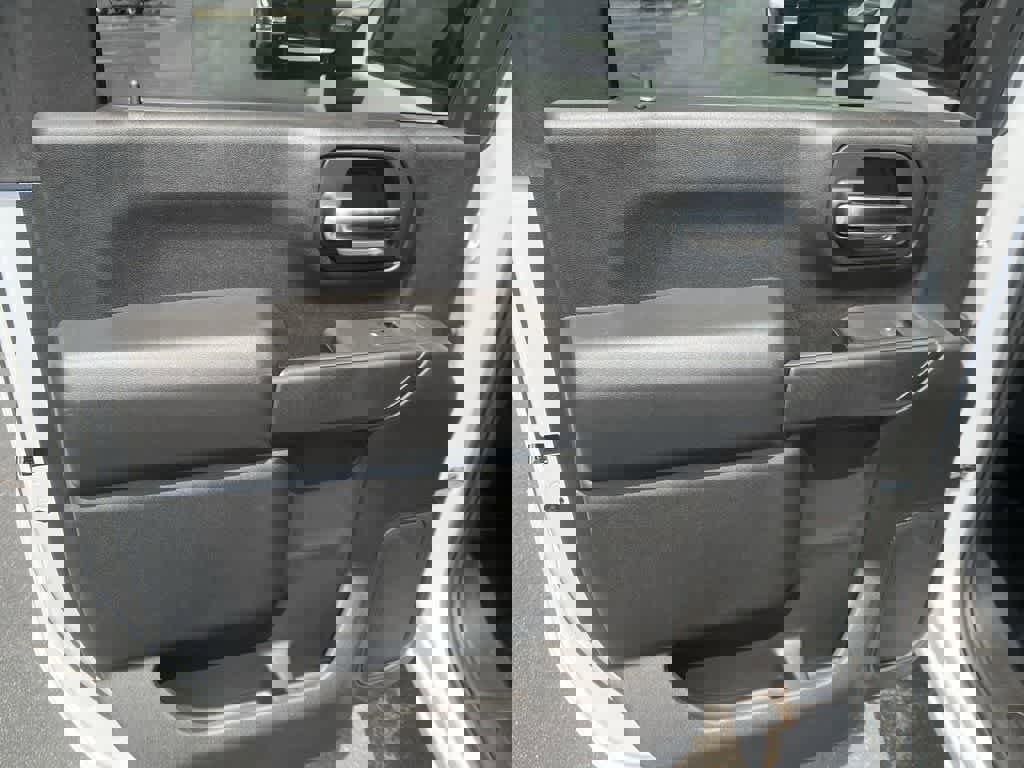 New 2024 GMC Sierra 2500 Pro w/ Convenience Package image 23