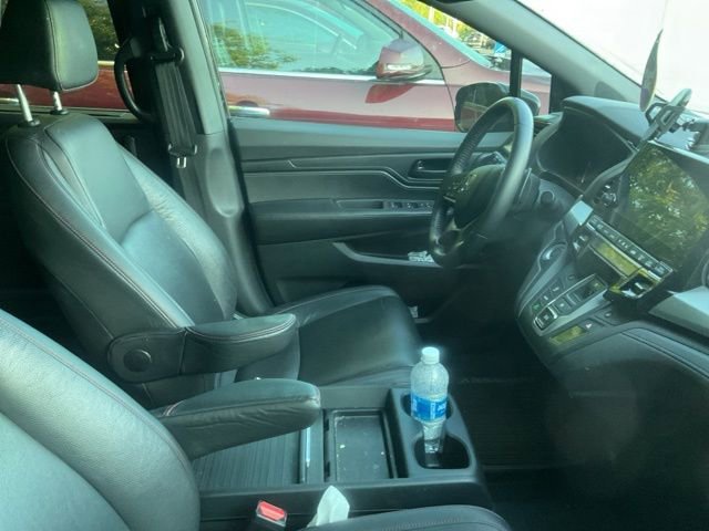 Used 2023 Honda Odyssey Sport image 5