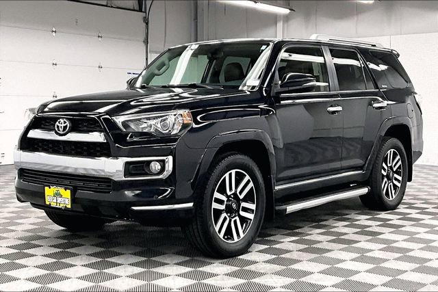 Used 2017 Toyota 4Runner Limited image 12