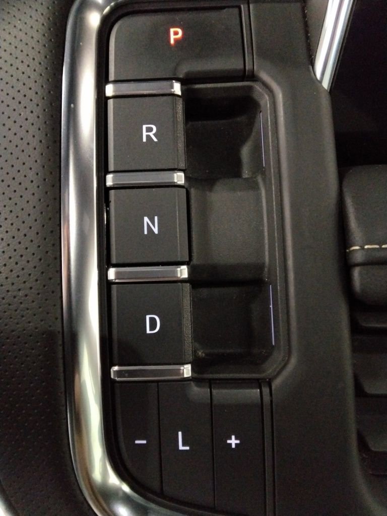 Used 2023 Chevrolet Tahoe Premier image 18