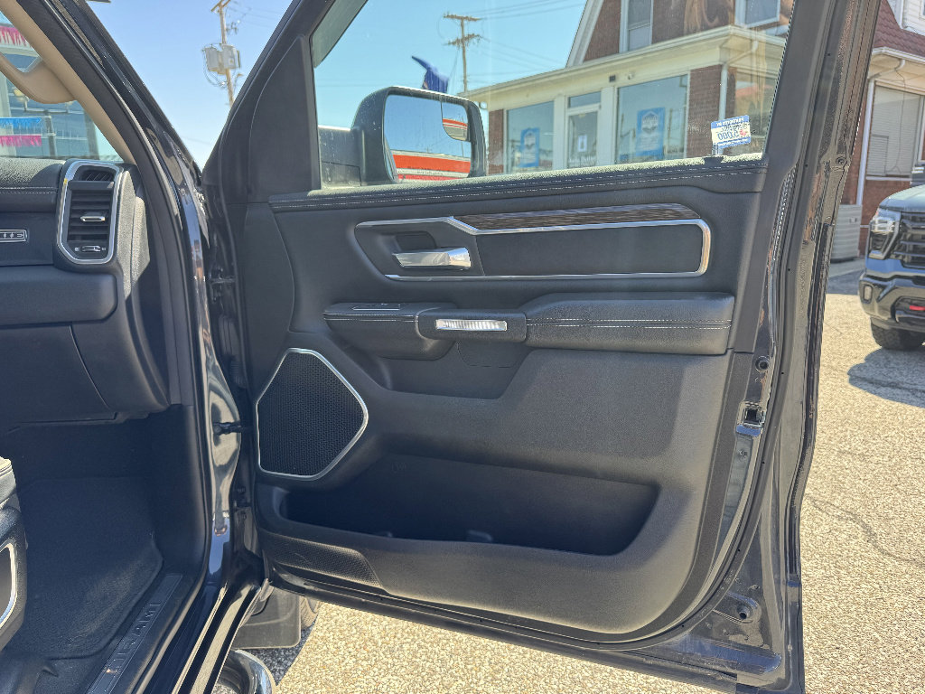 Used 2020 RAM 1500 Laramie image 21