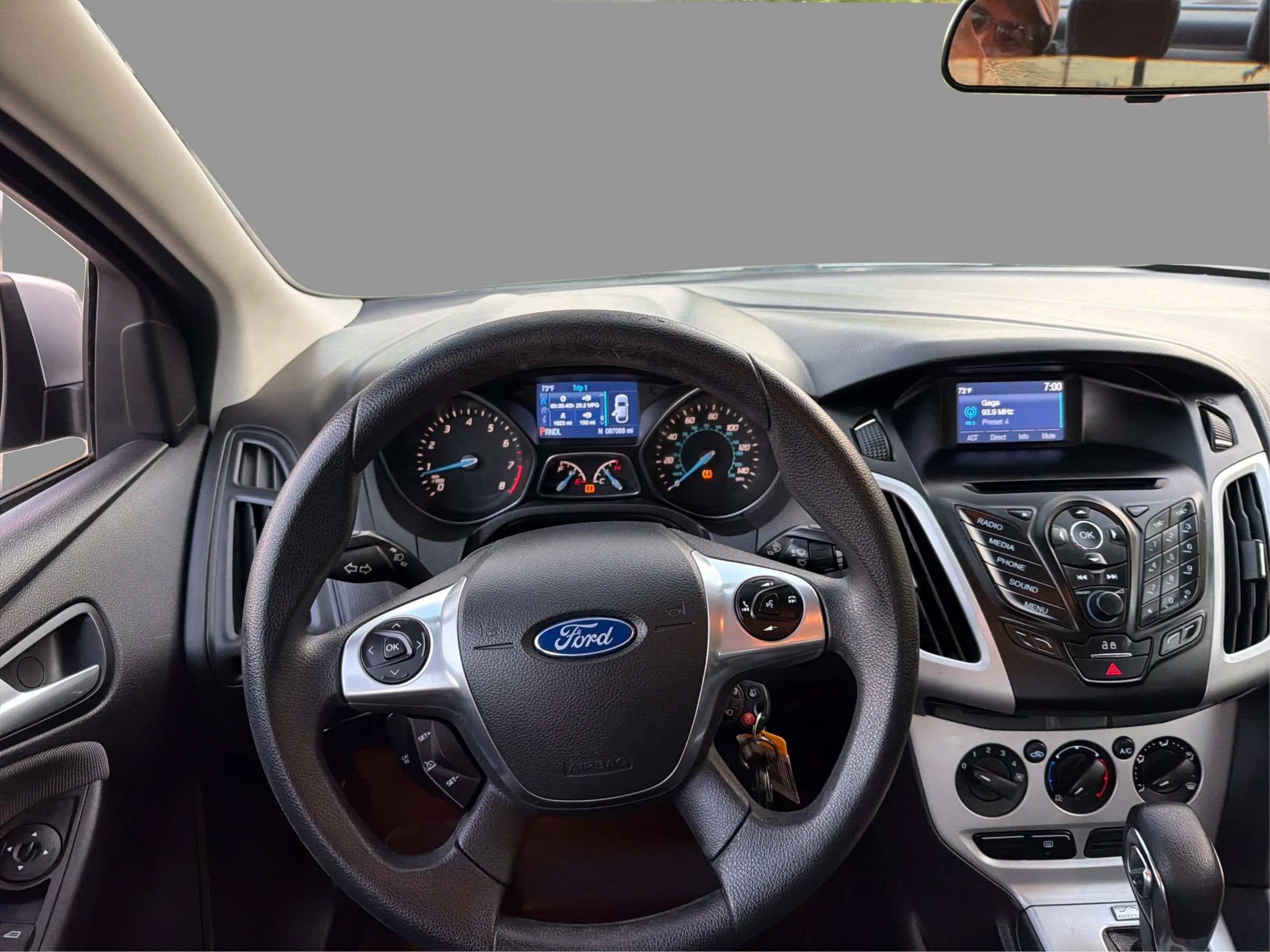 Used 2014 Ford Focus SE FWD image 19