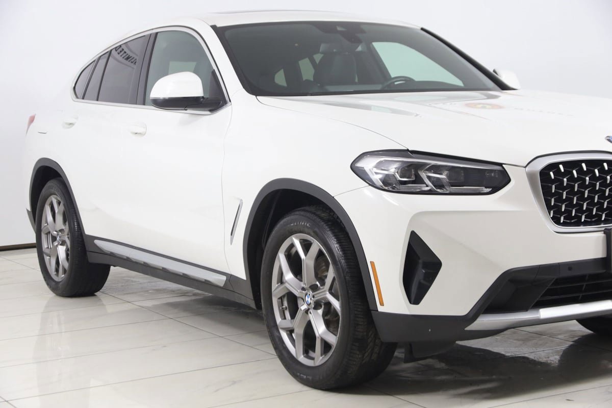 Used 2022 BMW X4 xDrive30i w/ Convenience Package image 44