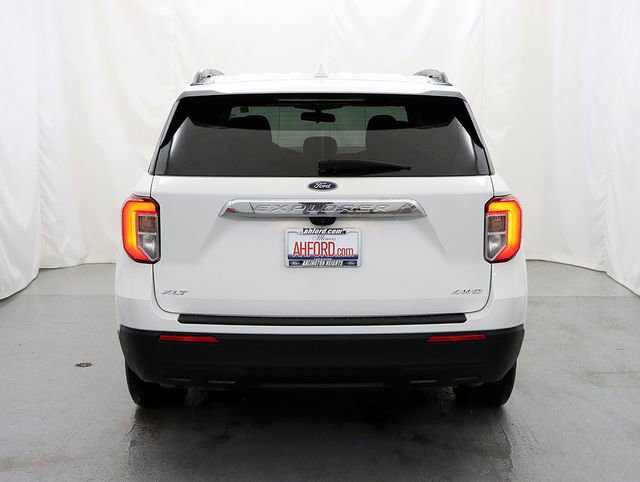 Certified 2022 Ford Explorer XLT image 6