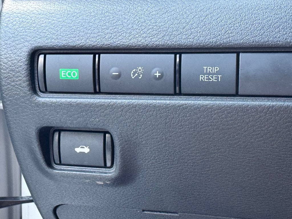 Used 2023 Nissan Sentra S FWD image 26