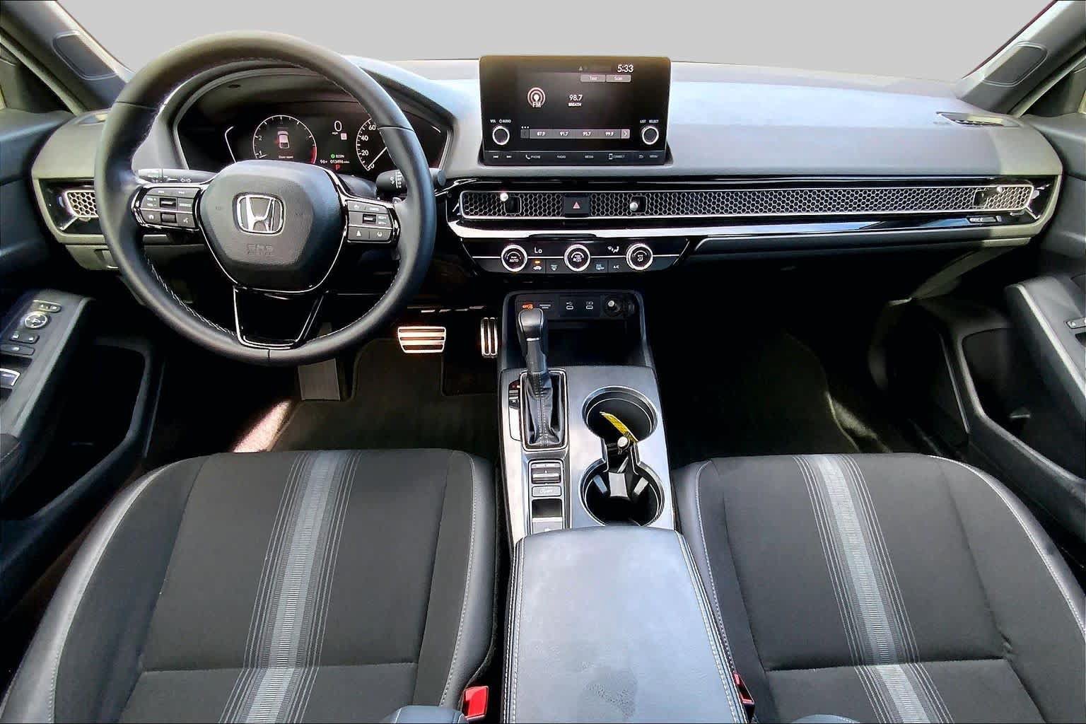 Used 2025 Honda Civic Sport image 16