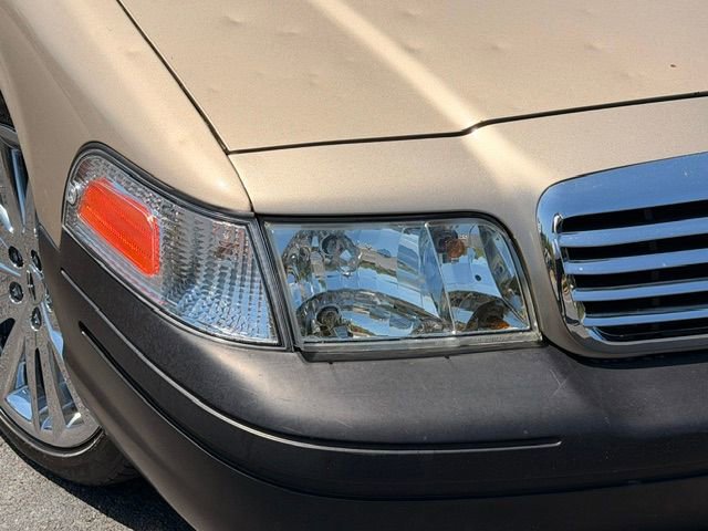 Used 1999 Ford Crown Victoria LX RWD image 13