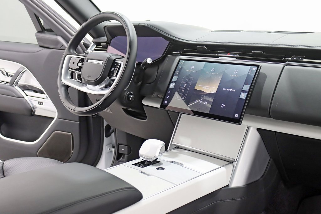 Used 2024 Land Rover Range Rover SV image 36