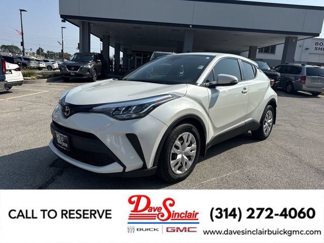 Used 2020 Toyota C-HR LE FWD image 1