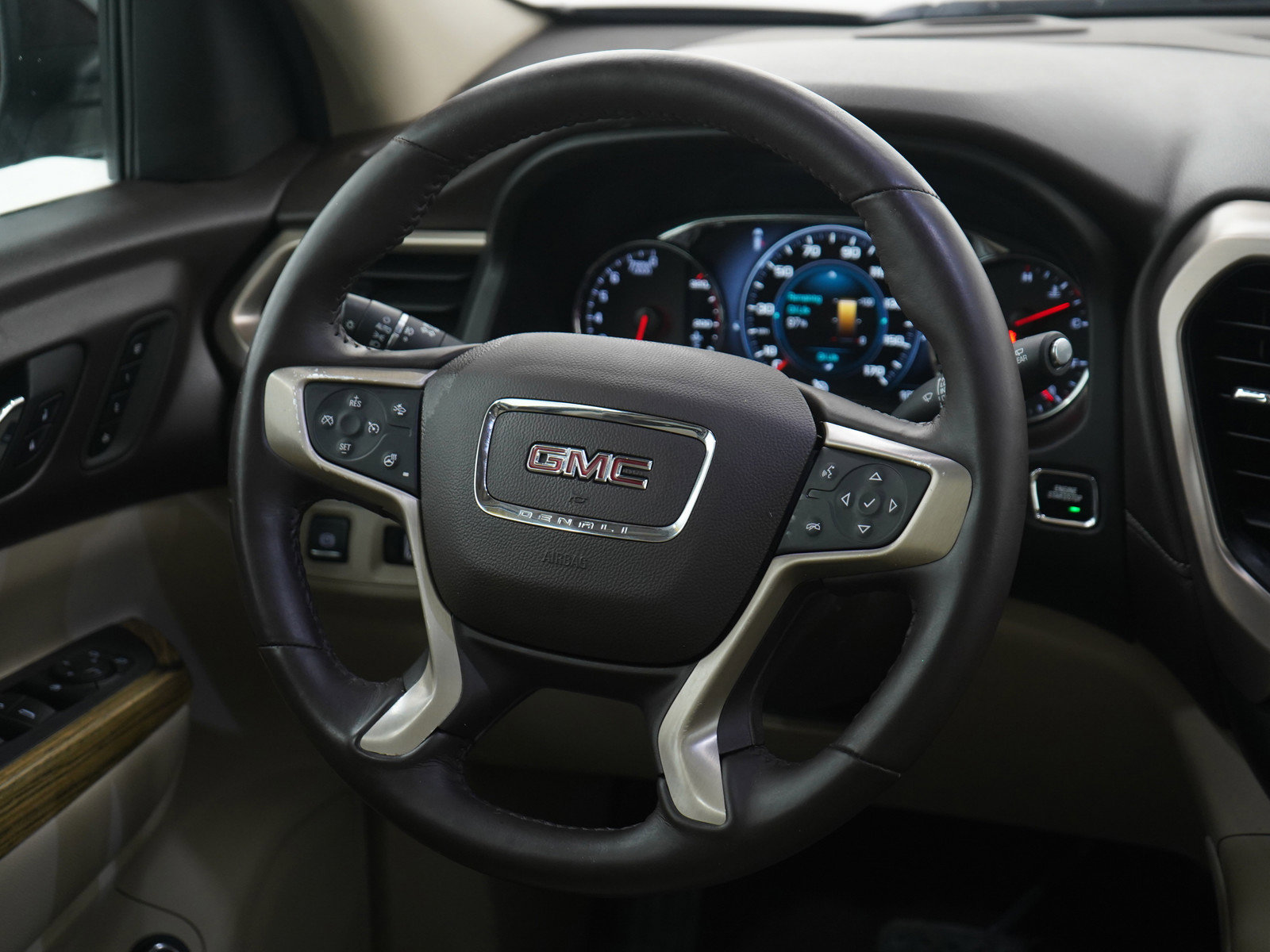Used 2018 GMC Acadia Denali w/ Technology Package image 15