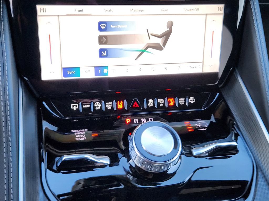 New 2026 Jeep Grand Wagoneer Summit w/ Premium Group III image 13