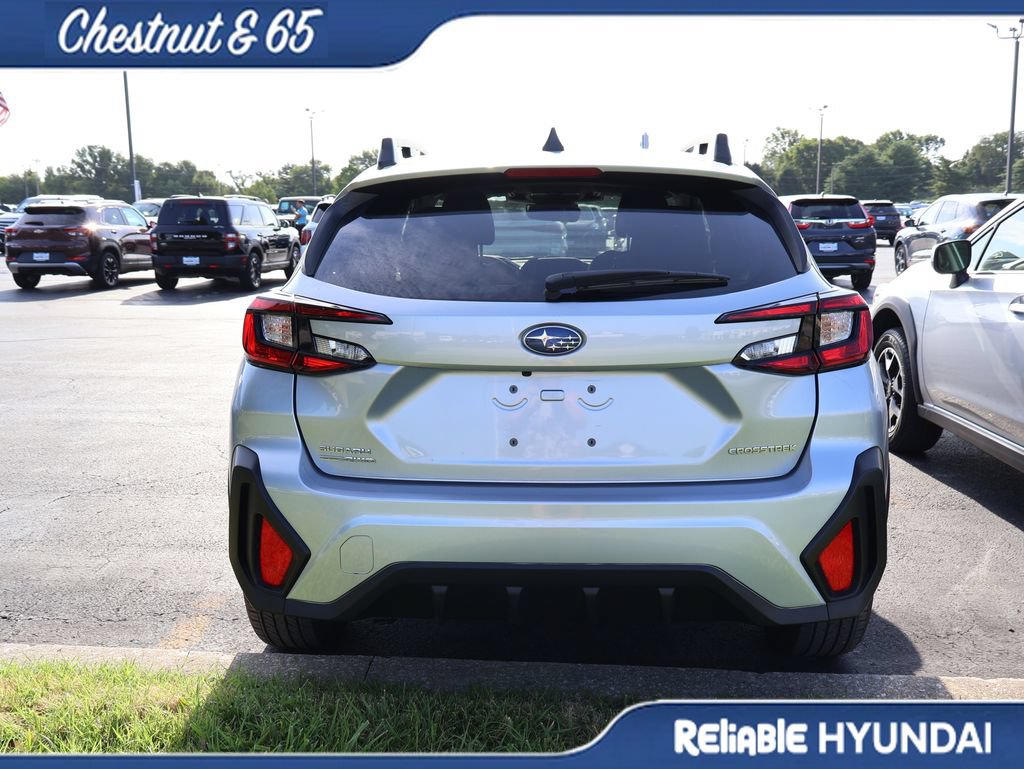 Used 2024 Subaru Crosstrek 2.0i Premium AWD/4WD image 18