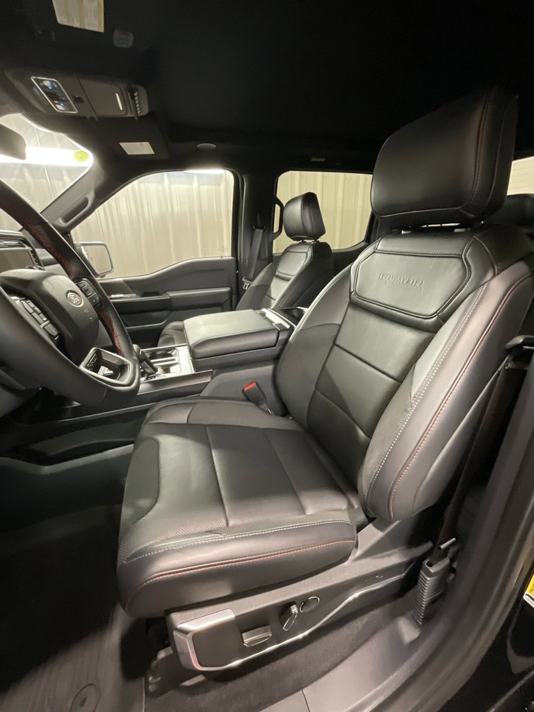 Used 2025 Ford F150 Raptor image 9