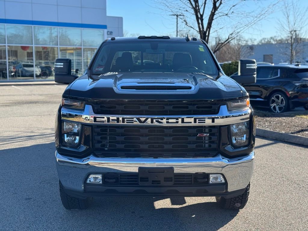 Used 2020 Chevrolet Silverado 2500 LT w/ Convenience Package image 2