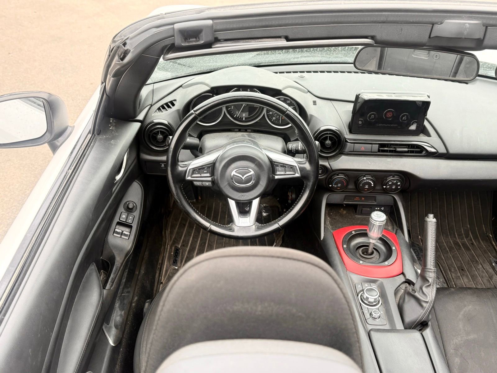 Used 2020 MAZDA MX-5 Miata Sport RWD image 24