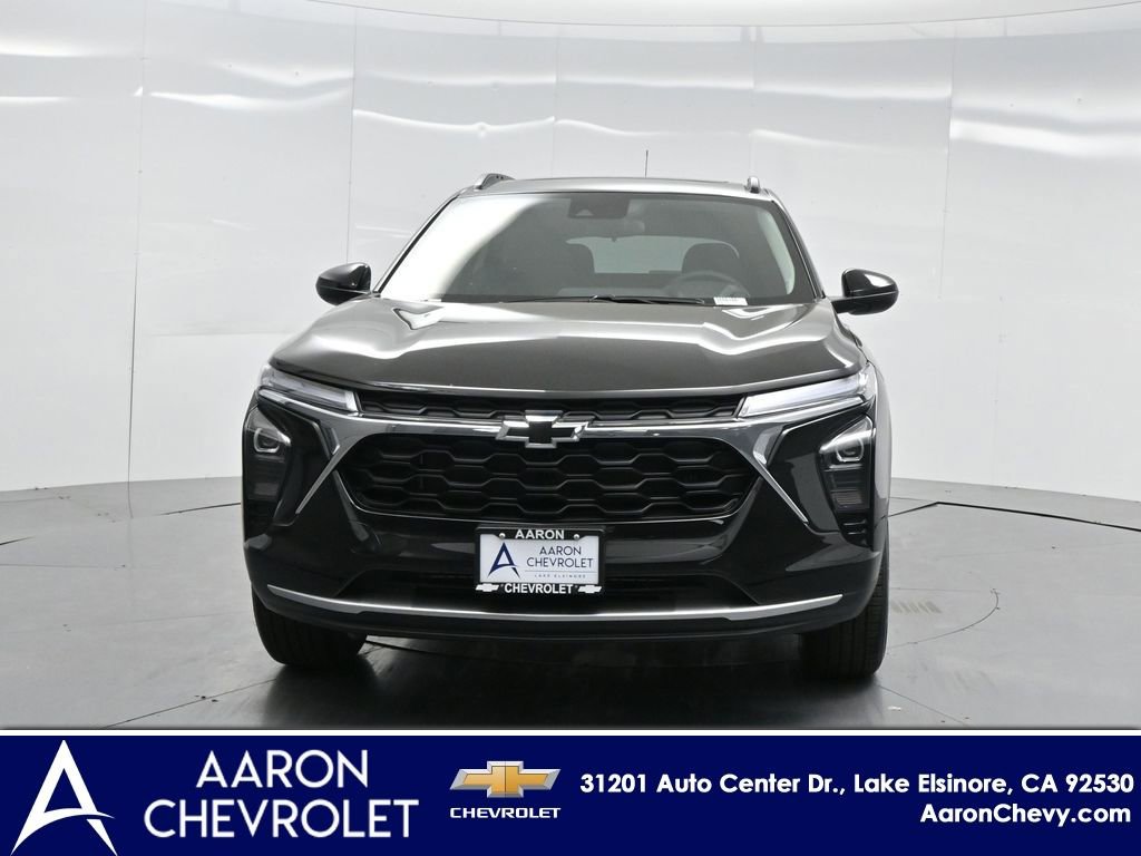 New 2026 Chevrolet Trax LT w/ Sunroof Package FWD image 40